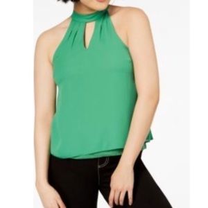 NWOT Bar III's layered keyhole top